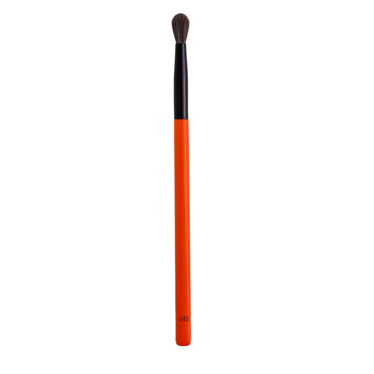 O13 Orange Kiss Medium Blending Brush - Misa Store